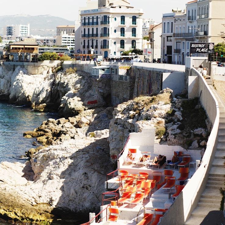 Outdoor terrace seating suitable for families in Madrid
